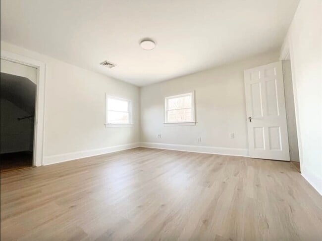 Foto del edificio - 735 Commercial St