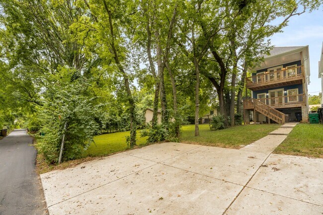 Foto del edificio - 1431 Meridian St