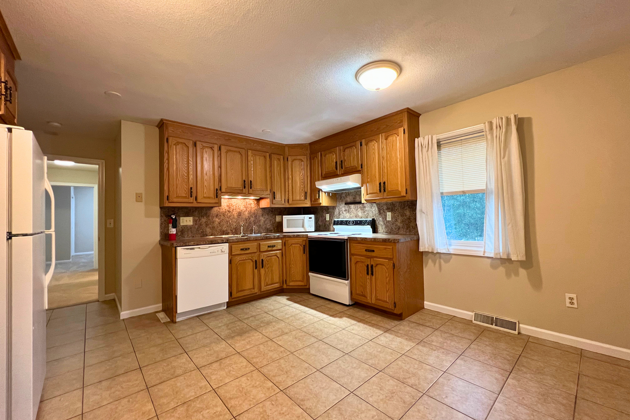 Foto principal - 113 Saybrook Rd