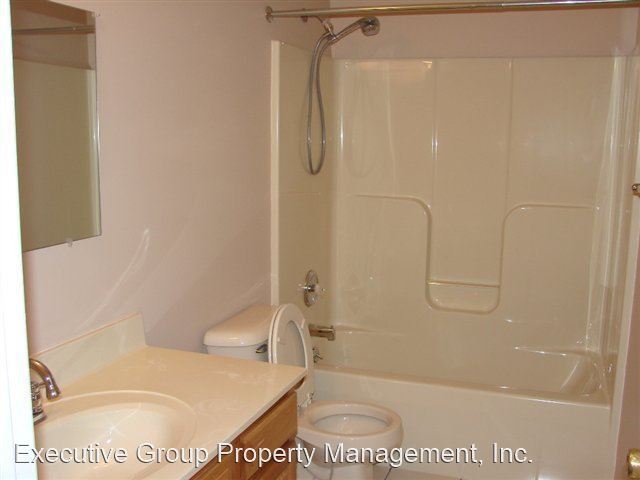 Building Photo - 2 br, 2 bath House - 113 CHEVY CHASE PLACE
