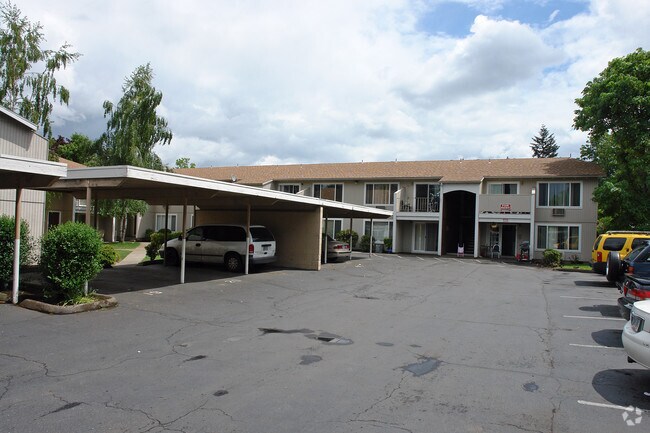 Foto del edificio - Pine Tree Lane Apartments