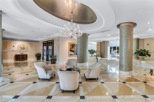 Building Photo - 6917 Collins Ave