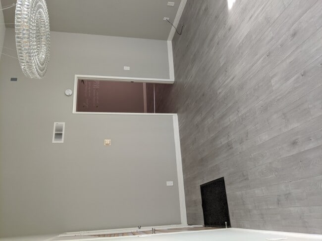 Building Photo - 23288 Orange Ave