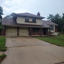 Building Photo - 109 Sunset Dr