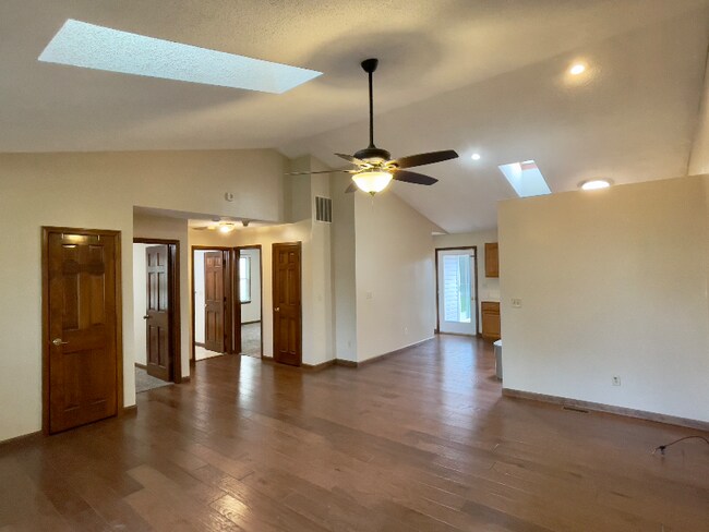 Building Photo - 6316 Hayley Ct