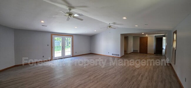 Building Photo - 6470 Sherman Rd