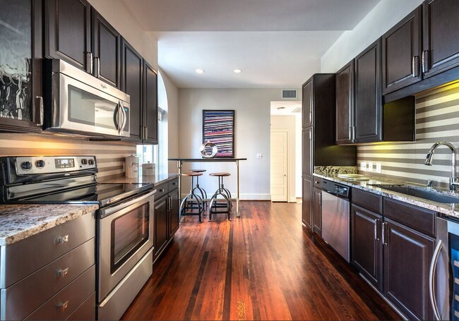 412 N Ervay-728.2 - 412 N Ervay-728.2 Apartment