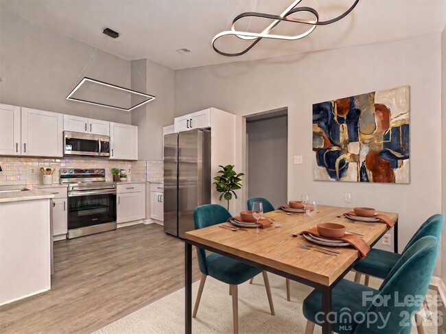 Foto del edificio - 633 Pennwood Ln
