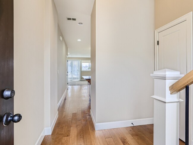 Foto del edificio - 6102 NW 170th Ave