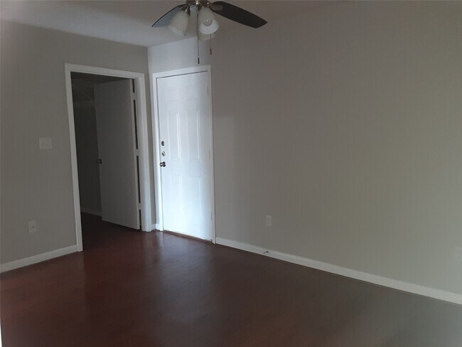 Foto del edificio - 146 S Bend Ct