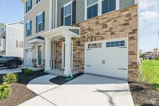 Building Photo - 14 Wentworth Ln