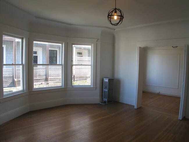 Building Photo - 755 Dolores St