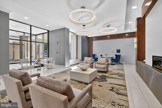 Building Photo - 4515 Willard Ave