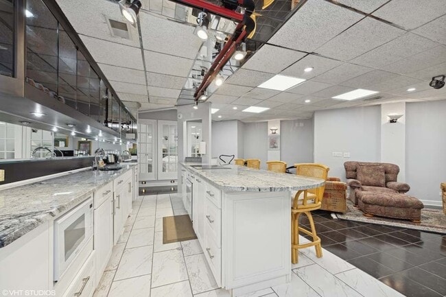 Foto del edificio - 20842 N Heather Ct