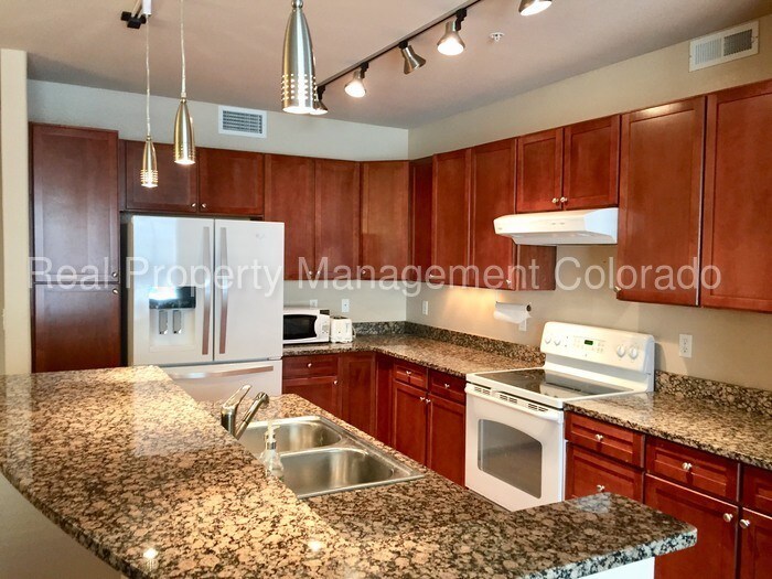 Primary Photo - Stunning Condo in Dry Creek Crossing