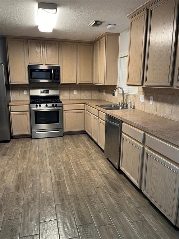 Building Photo - 403 Gateship Dr