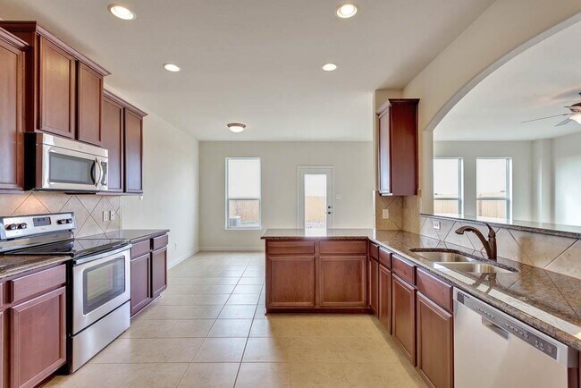Foto del edificio - 1673 Breanna Ln