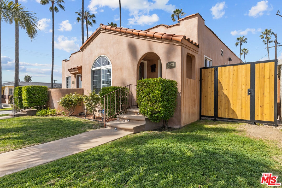 Foto principal - 5621 S Mullen Ave