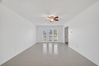 Building Photo - 15022 Chipman Ln.