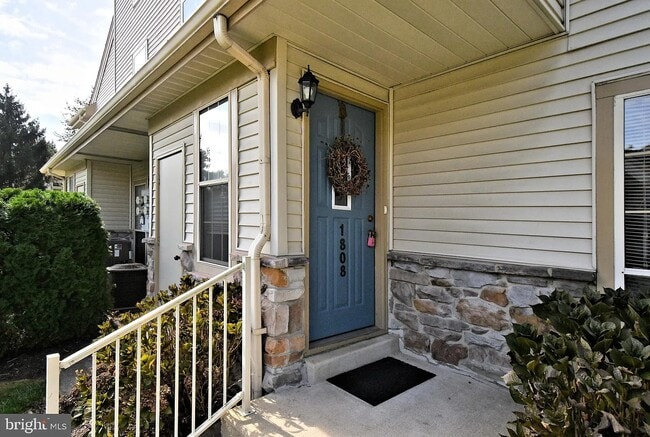 Entrance - 1808 Foxmeadow Cir