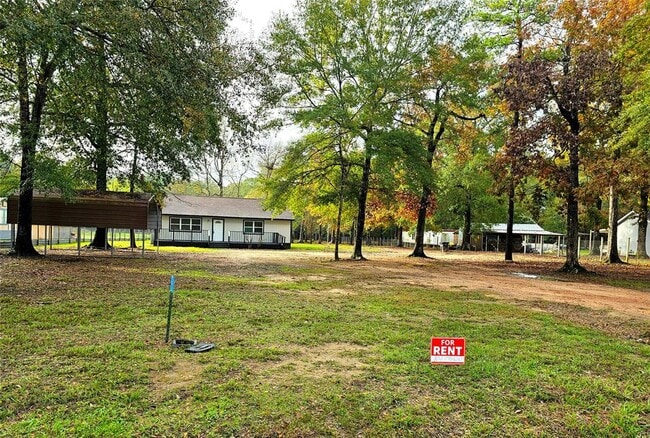 Building Photo - 461 Trails End Dr