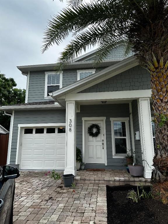 Foto principal - 308 E Kaley St