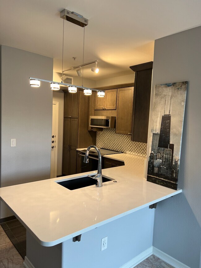 Building Photo - 330 Las Colinas Blvd E