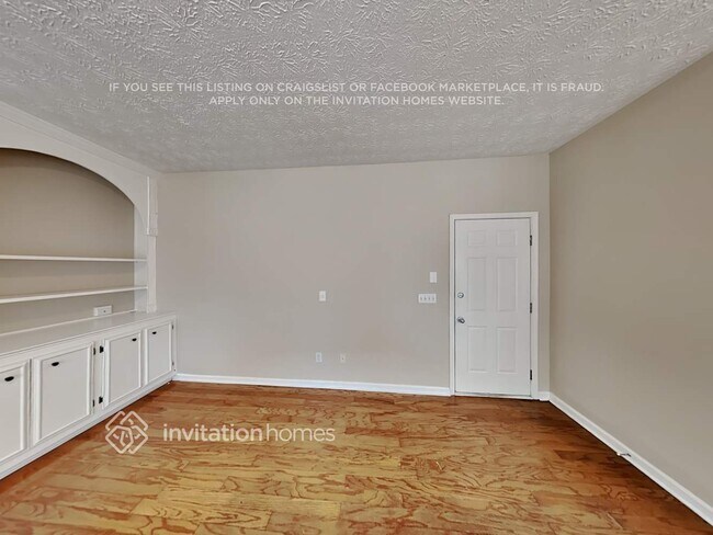 Foto del edificio - 4125 River Green Pkwy