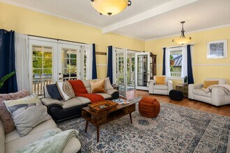 Building Photo - 3668 SW Othello St