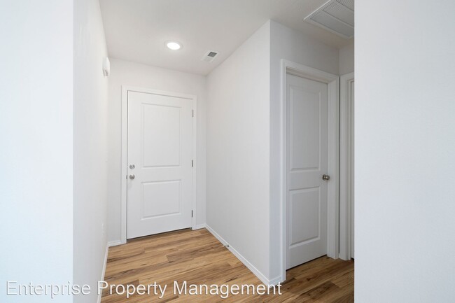 Foto del edificio - 3 br, 2 bath House - 1001 Abbey Ave