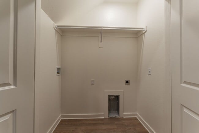 Foto del edificio - Brand New 2 BR Townhomes Coming July 2025