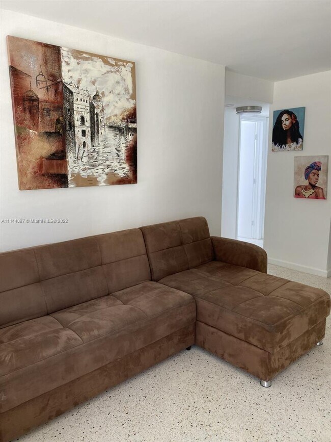 Foto del edificio - 442 SW 9th St