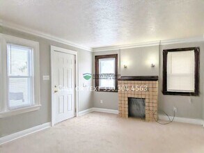 Building Photo - 916-918 Peckham St