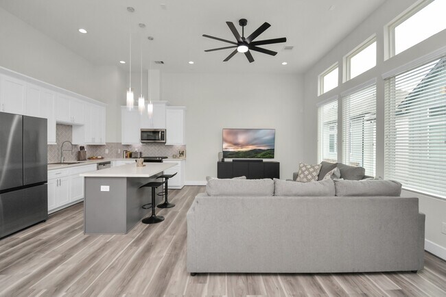 Foto del edificio - 2504 W Tidwell Rd