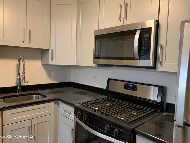 Foto del edificio - 62 Briarwood Ct