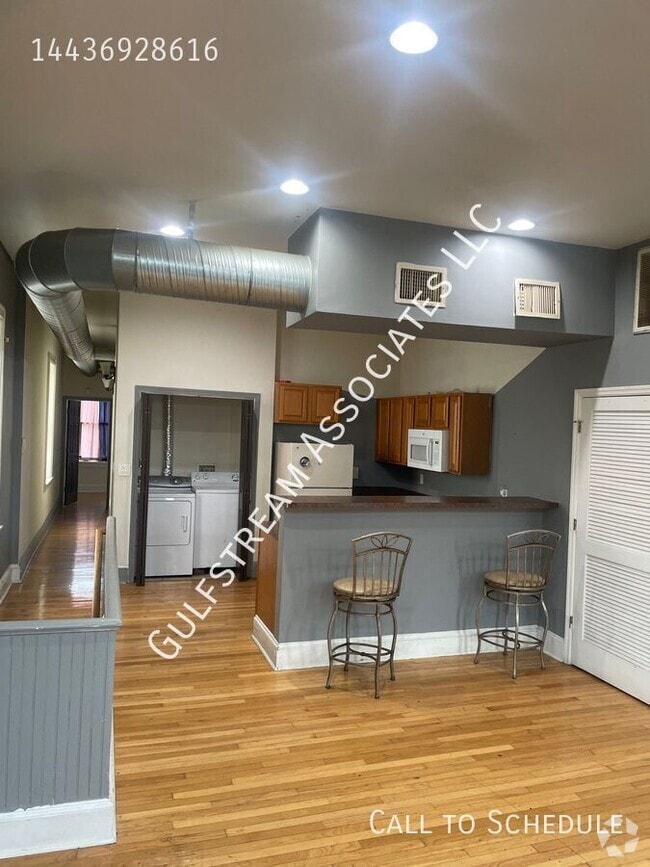 Building Photo - 319 W Mulberry St