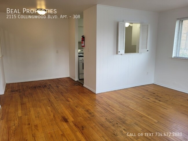 Foto del edificio - 2115 Collingwood Blvd