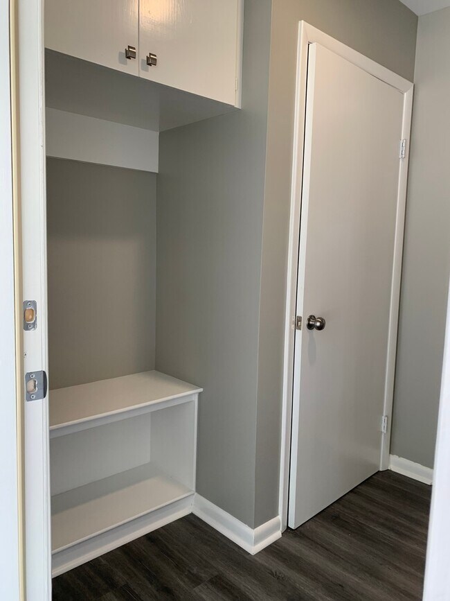 Foto del edificio - 5408 N Cedar St