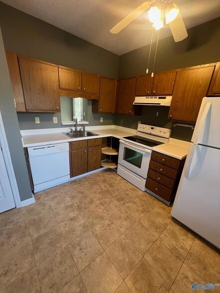 Foto del edificio - 111 Bentworth Ln