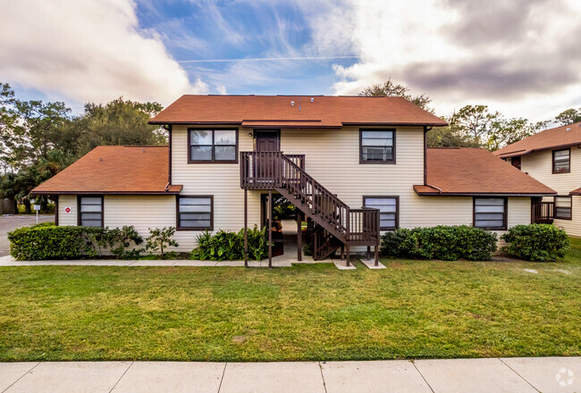 Building Photo - Breezeway Villas Apartments