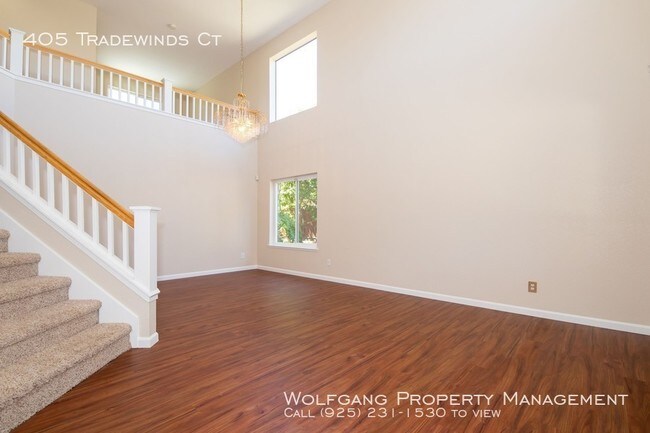 Building Photo - 405 SW Tradewinds Ct