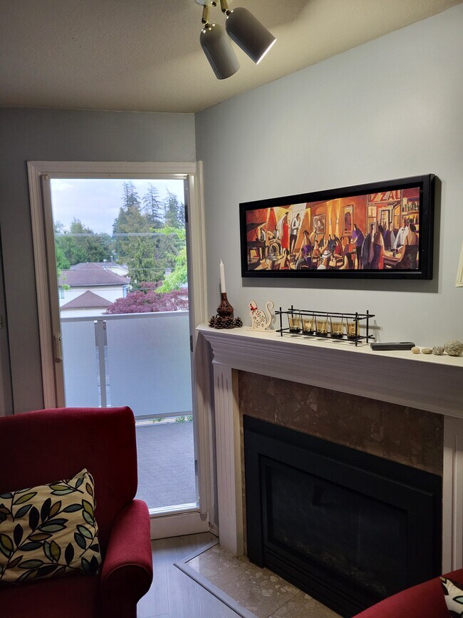 Photo du bâtiment - 5977 177B St