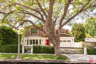 Building Photo - 4117 Dixie Canyon Ave