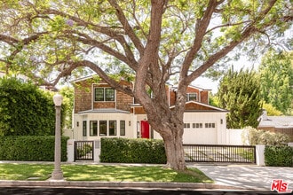 Building Photo - 4117 Dixie Canyon Ave