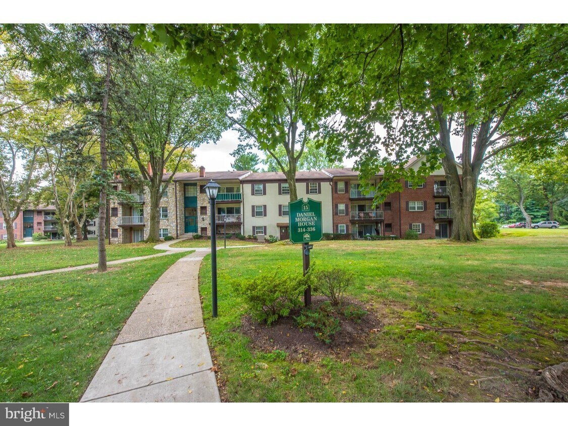 320 Drummers Ln Unit 320, Wayne, PA 19087 Condo for Rent in Wayne, PA