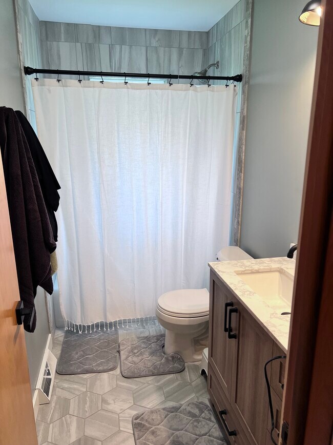 Foto del edificio - 1694 Earl Dr