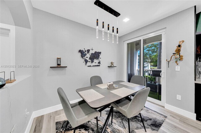 Foto del edificio - 4361 SW 160th Ave