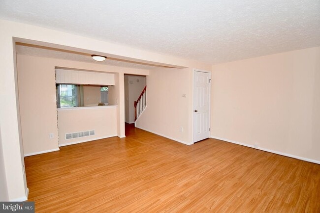 Building Photo - 222 Canfield Terrace