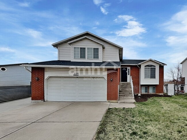 Building Photo - 4419 S 2750 W