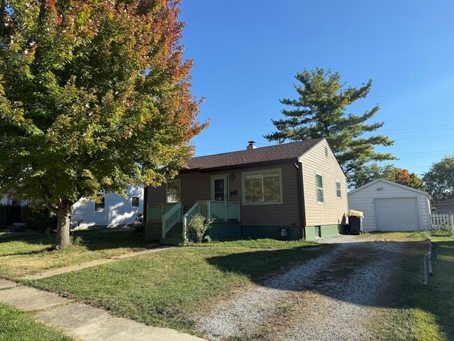 Foto del edificio - 617 Fletcher Ln